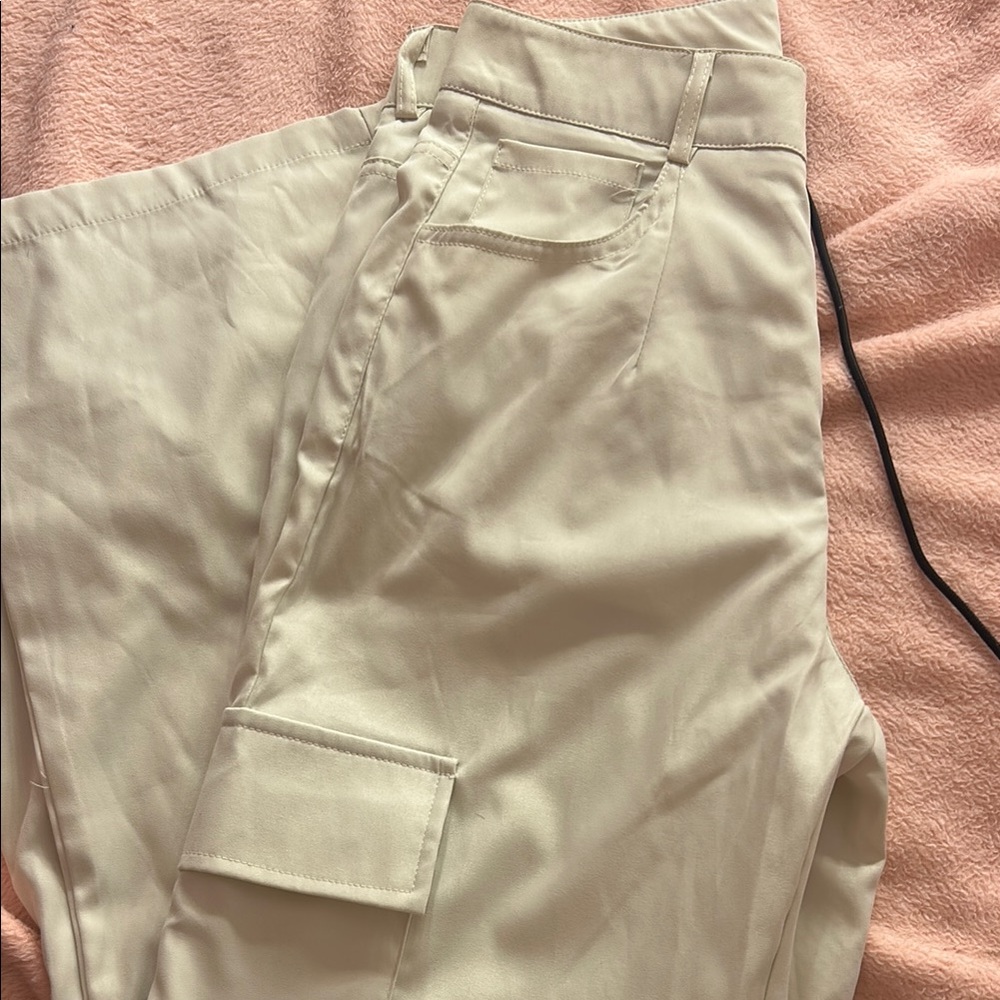 cargo pants - size adult medium